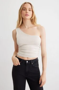 Dynamite Slinky One-Shoulder Top In Polished Pearl