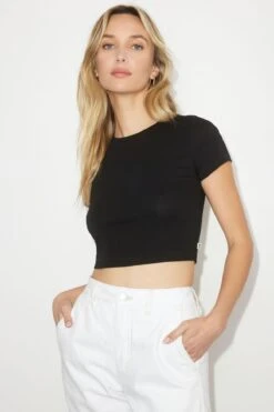 Dynamite Freja 90s Tee In Jet Black