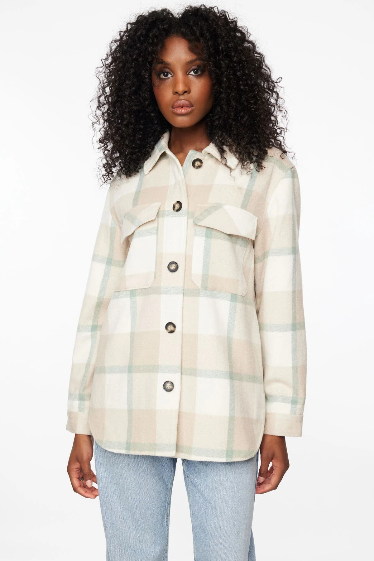 Dynamite York Plaid Shacket In Beige & Off-White & Green - Image 2