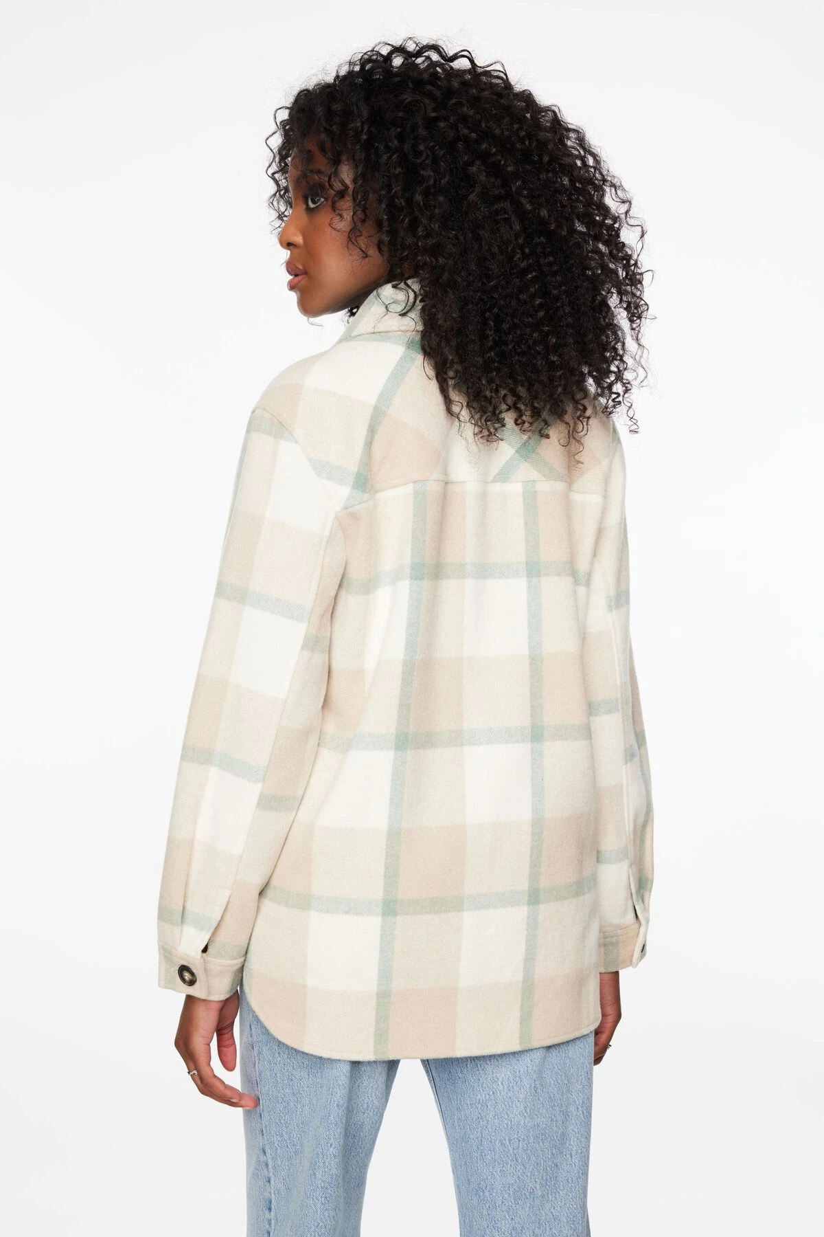 Dynamite York Plaid Shacket In Beige & Off-White & Green - Image 3