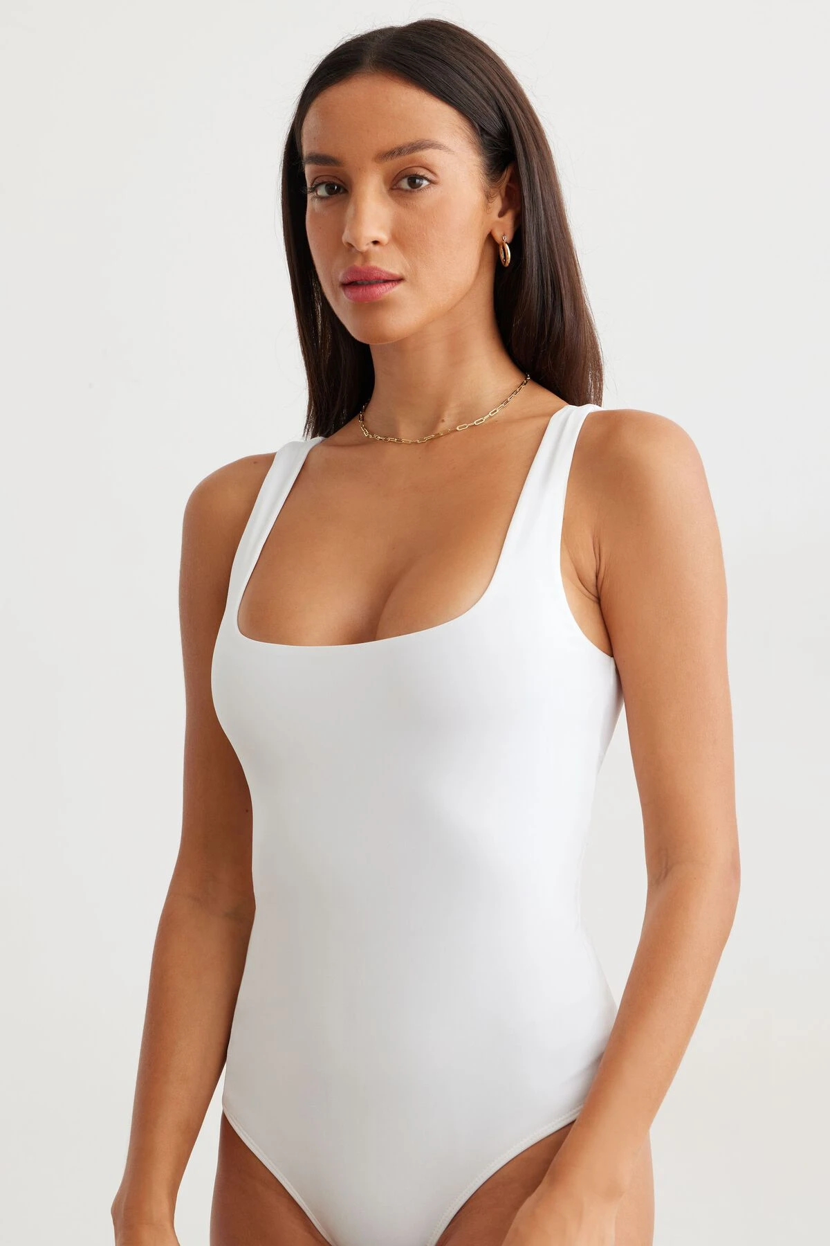 Dynamite Nessa Sculpt Sleeveless Bodysuit In Bright White - Image 5