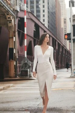 Dynamite Gigi Faux Leather Midi Skirt In Natural Beige