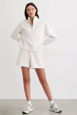 Dynamite Fleece Shorts In Foggy Morning Beige