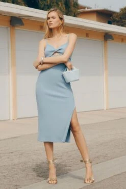 Dynamite Twist Front Knit Midi Dress In Ashley Blue