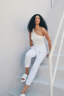 Dynamite Belted Paperbag Pants In Bright White