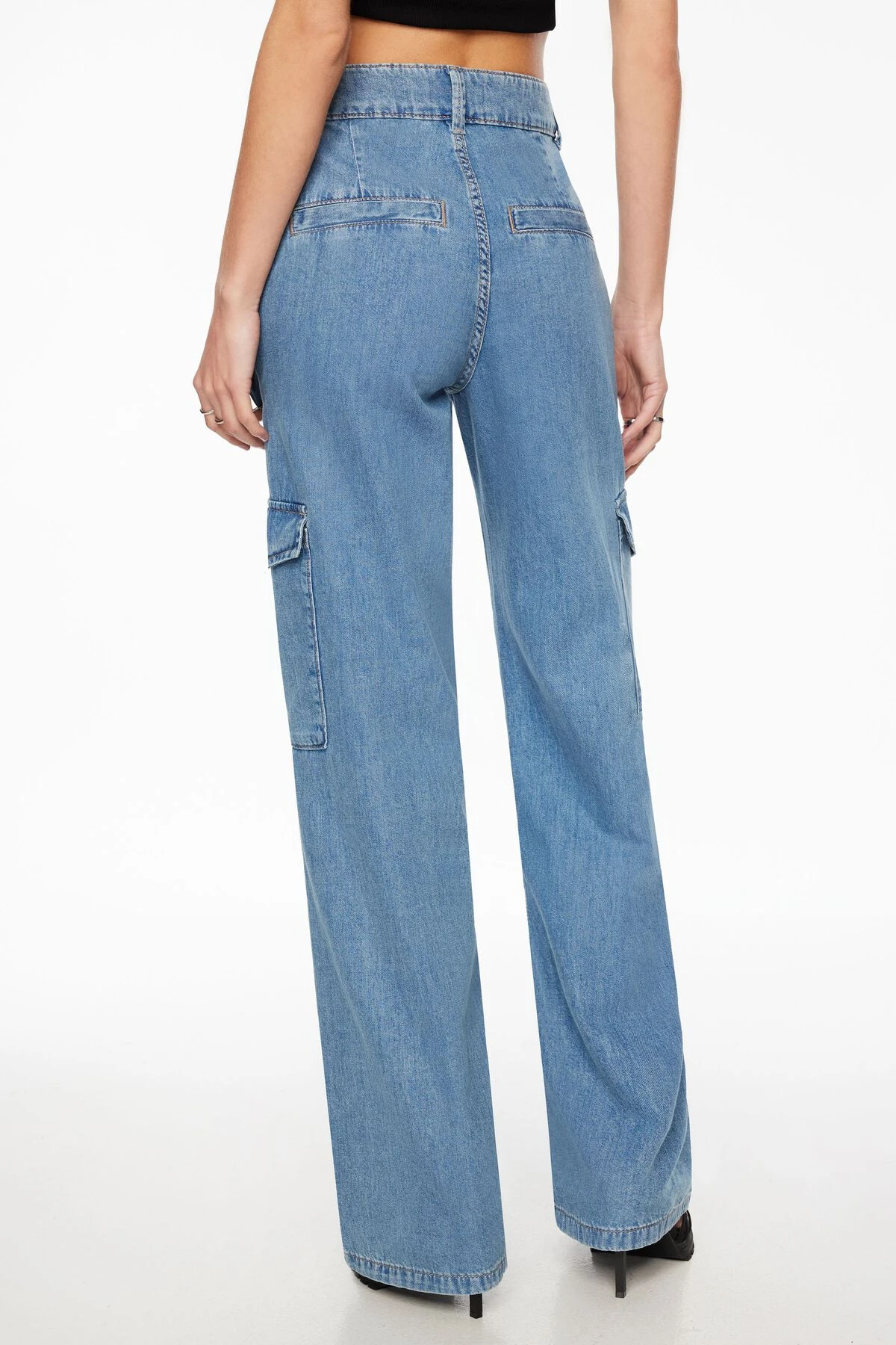 Dynamite Cargo Wide Leg Jeans In Indigo Medium Dark - Image 3