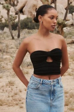 Dynamite Strapless Crochet Crop Top In Jet Black