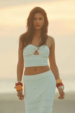 Dynamite Strapless Crochet Crop Top In Vanilla Flower White