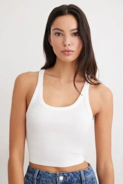 Dynamite Camden Scoop Neck Crop Top In Bright White