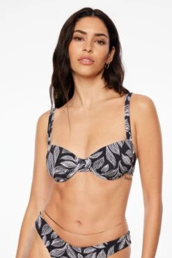 Dynamite Ruched Underwire Bikini Top In Black & White Leaf Print