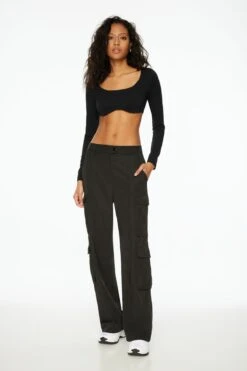 Dynamite Utility Wide Leg Cargo Pants In Jet Black