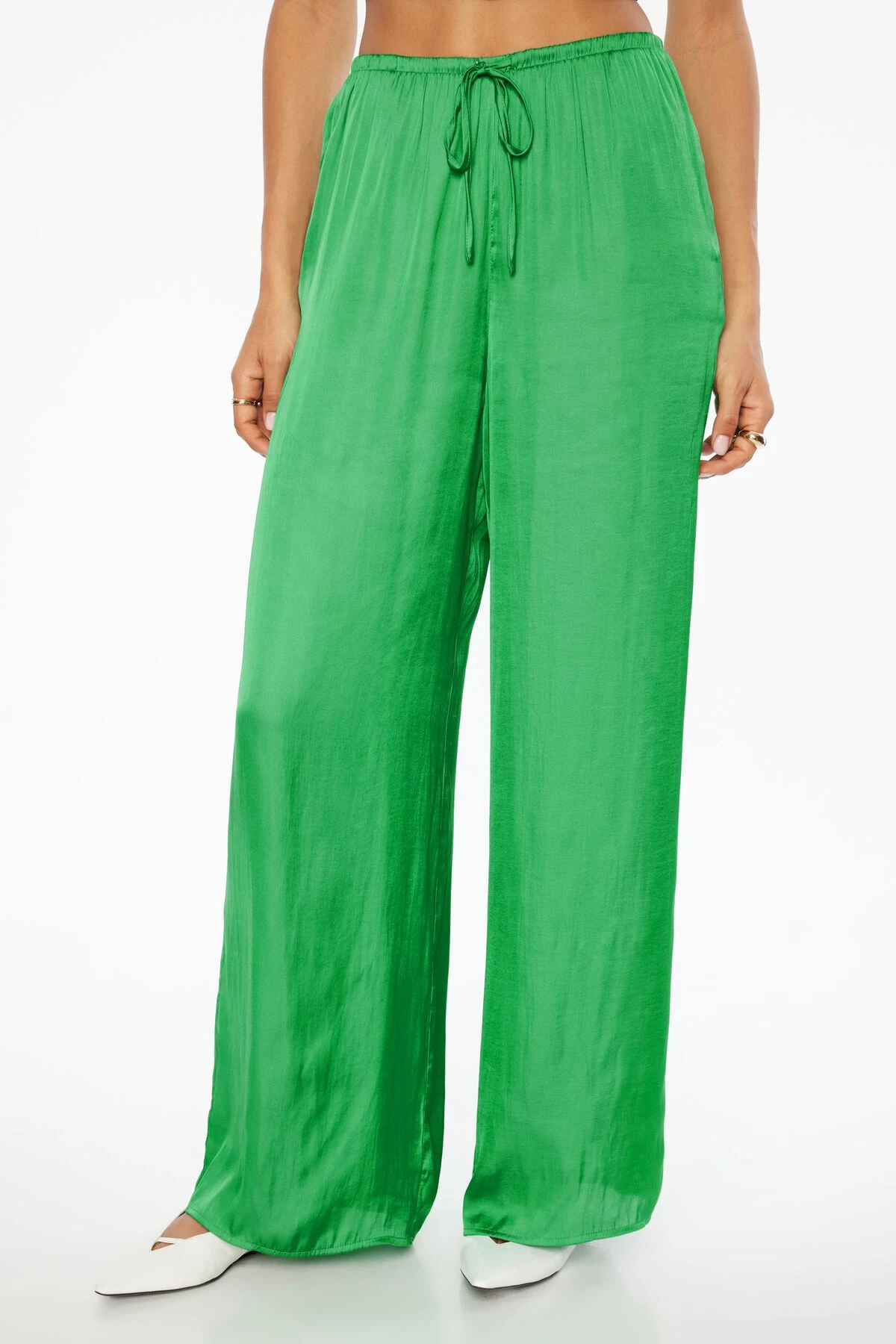 Dynamite Santina Satin Wide Leg Pants In Amazonia Green - Image 3