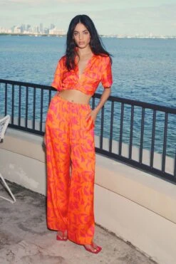 Dynamite Santina Satin Wide Leg Pants In Orange Abstract Floral