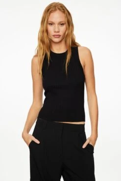 Dynamite Muscle Sweater Tank Top In Jet Black