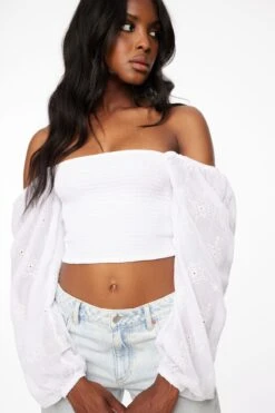 Dynamite Lisbet Long Sleeve Smocked Top In Bright White