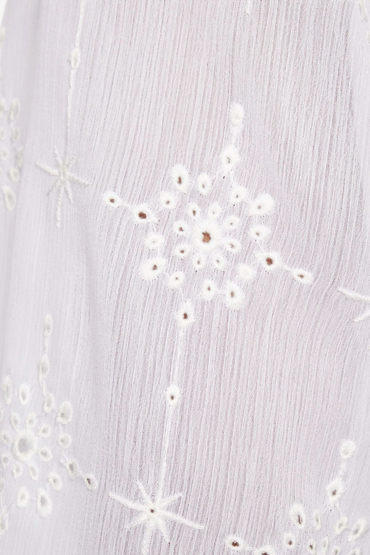 Dynamite Lisbet Long Sleeve Smocked Top In Bright White - Image 5