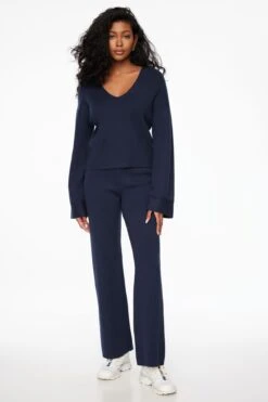 Dynamite Straight Leg Pants In Navy Blazer