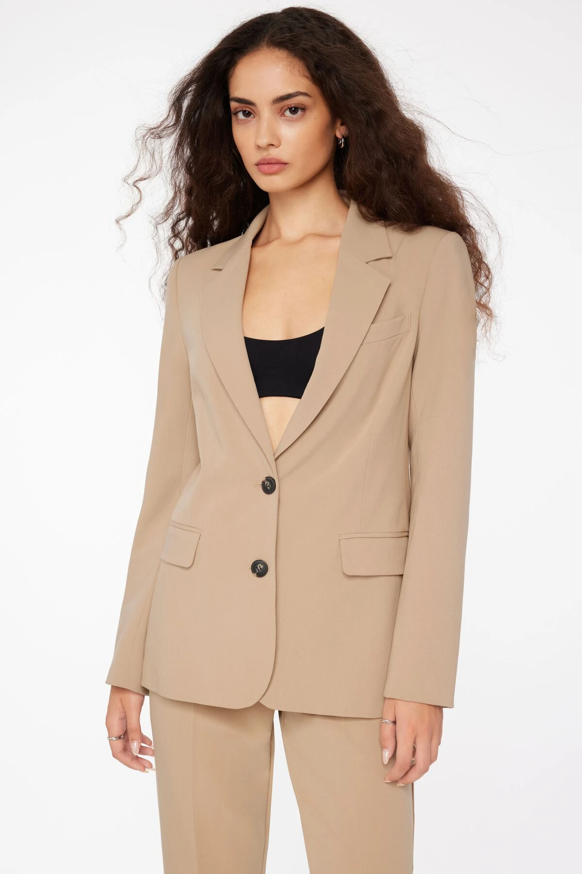 Dynamite Lorelei Two Button Blazer In Almond Tan Beige - Image 2