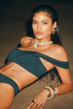 Dynamite One Shoulder Bikini Top In Jet Black