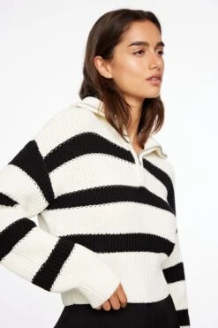 Dynamite Mock Neck Zip Sweater In Jet Black & Snow White