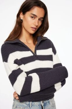 Dynamite Mock Neck Zip Sweater In Odyssey Grey & Snow White