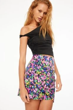 Dynamite Zoey Printed Satin Mini Skirt In Multi-Color Abstract