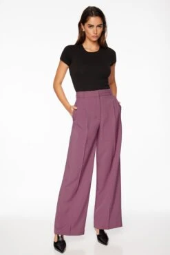 Dynamite Eversleek | Ellie Pleated Wide Leg Pants In Rose Violet Purple