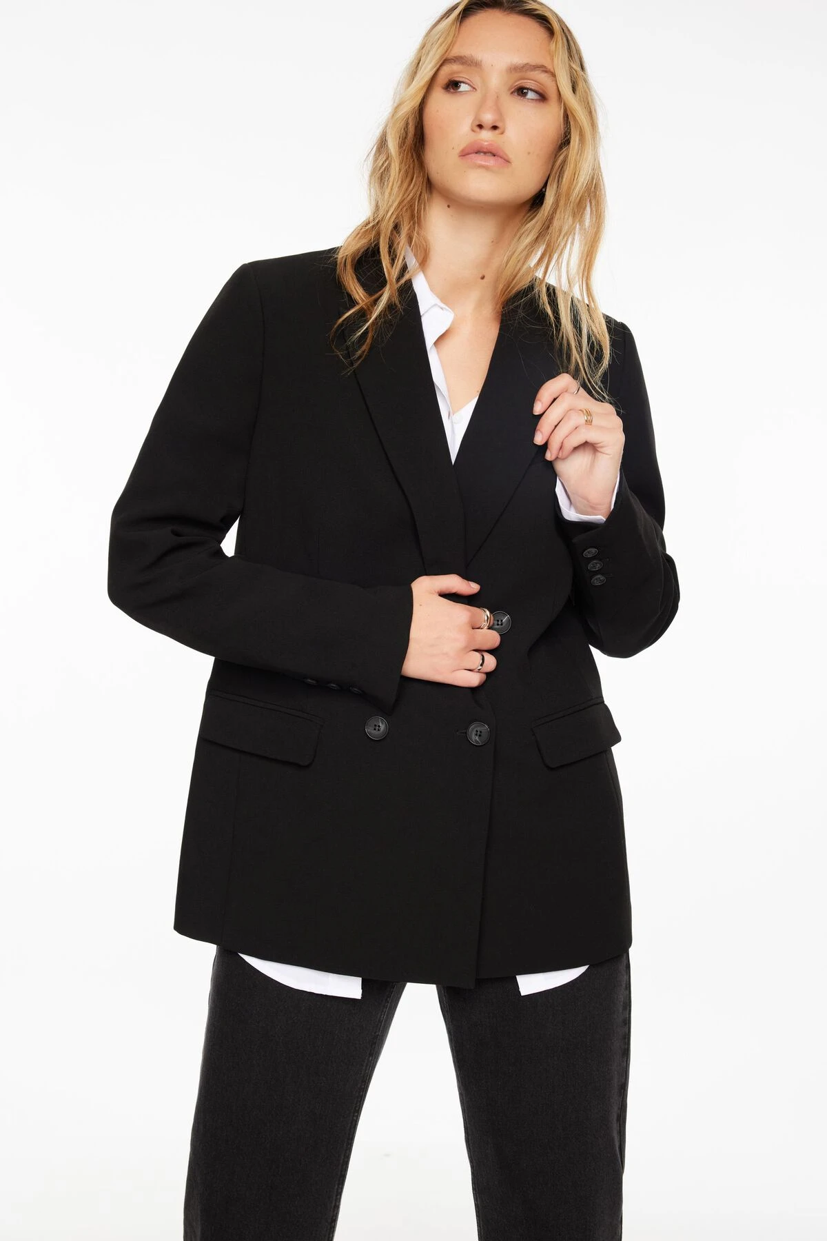 Dynamite Anya Double Breasted Blazer In Jet Black - Image 3