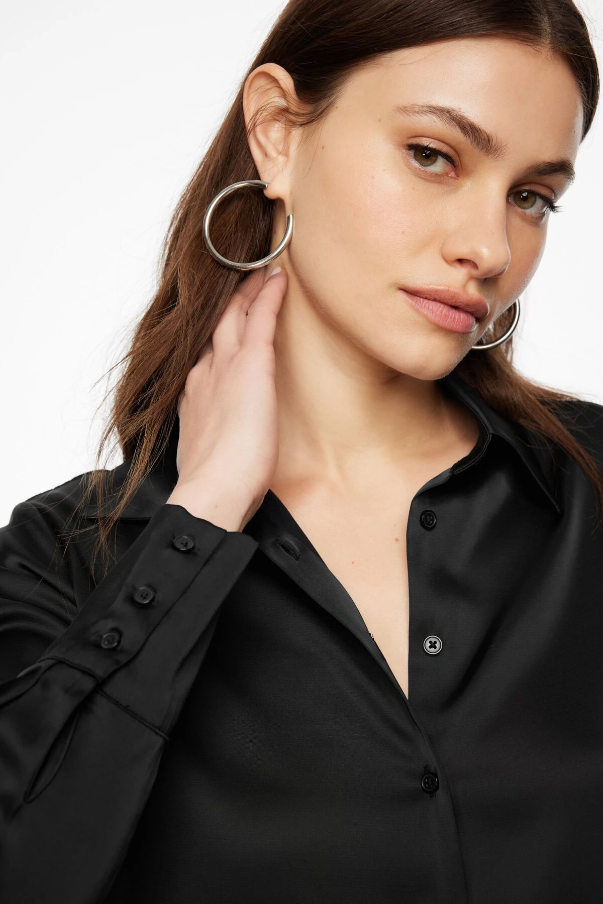 Dynamite Matisse Slim Satin Button Up Shirt In Jet Black - Image 3