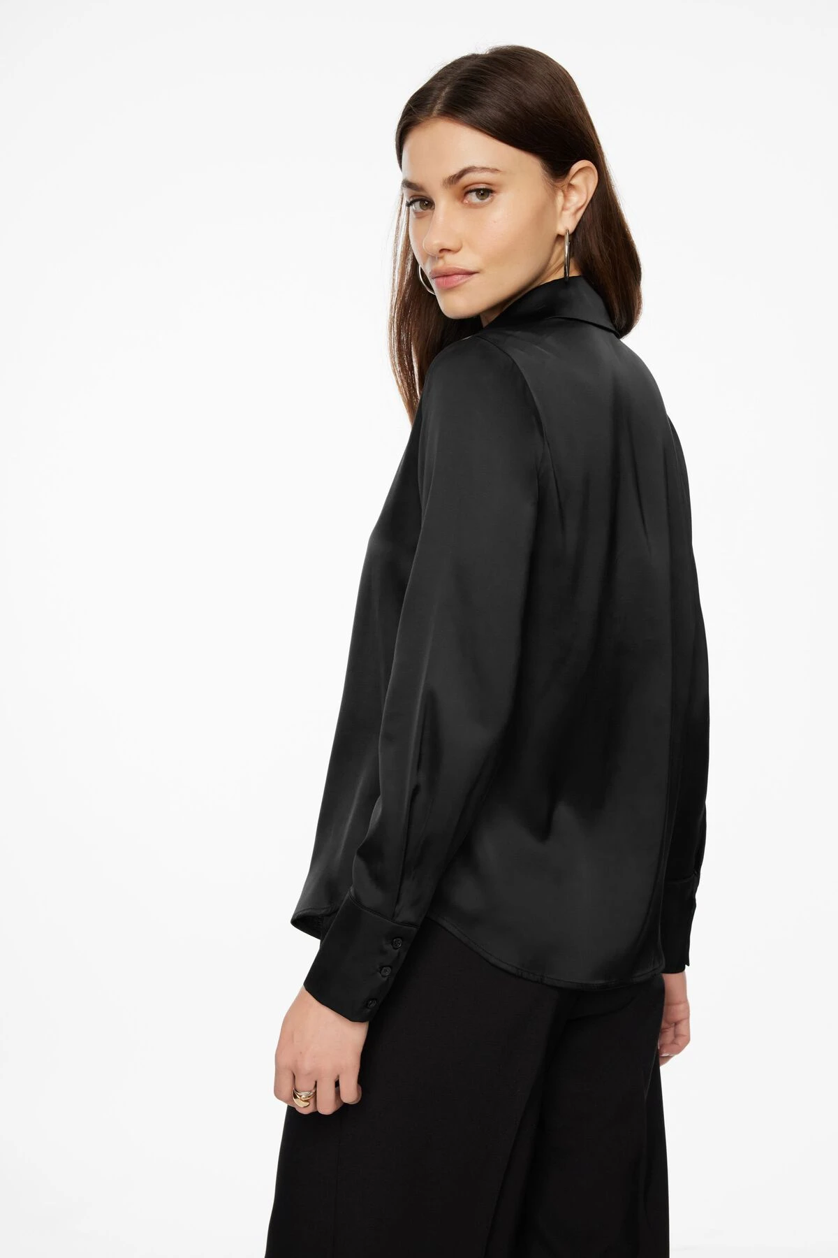 Dynamite Matisse Slim Satin Button Up Shirt In Jet Black - Image 4