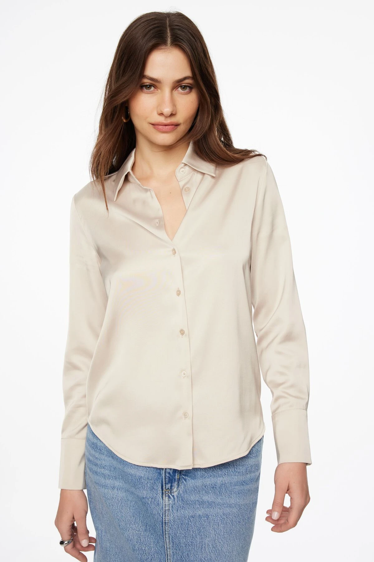 Dynamite Matisse Slim Satin Button Up Shirt In Polished Pearl Beige