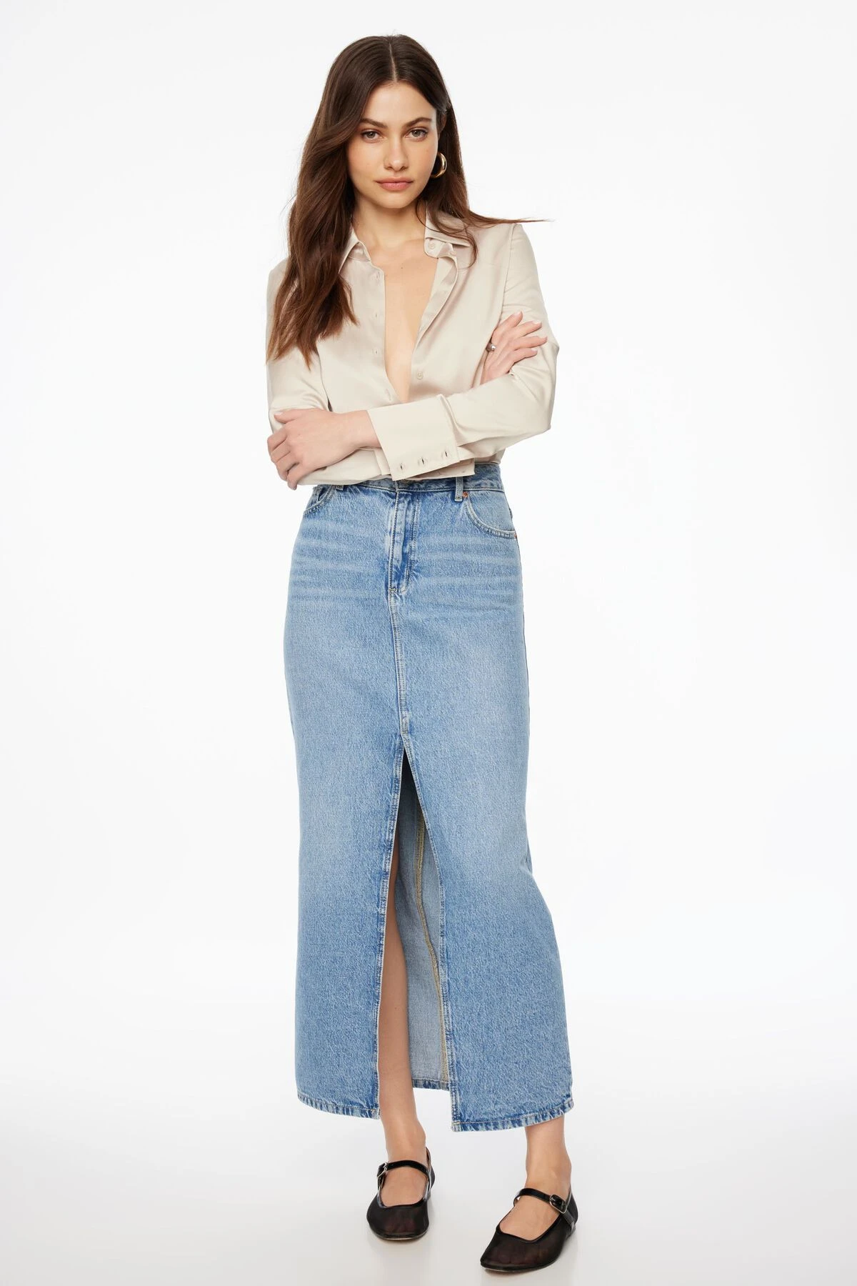 Dynamite Matisse Slim Satin Button Up Shirt In Polished Pearl Beige - Image 2