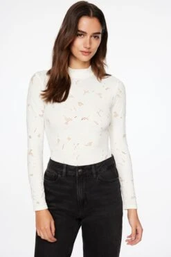 Dynamite Quinn Lace Bodysuit In Snow White