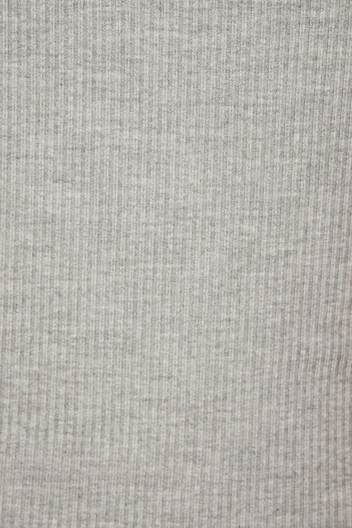 Dynamite Skye Ribbed Open Back Top In Fall Gray Mix - Image 4