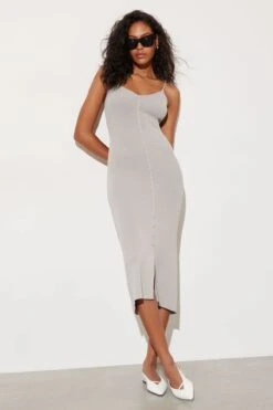 Dynamite V-Neck Button Down Midi Dress In Paloma Grey