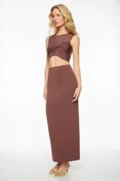 Dynamite Arya Sculpt Maxi Skirt In French Roast Brown