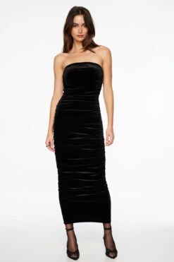 Dynamite Ruched Tube Velvet Midi Dress In Jet Black