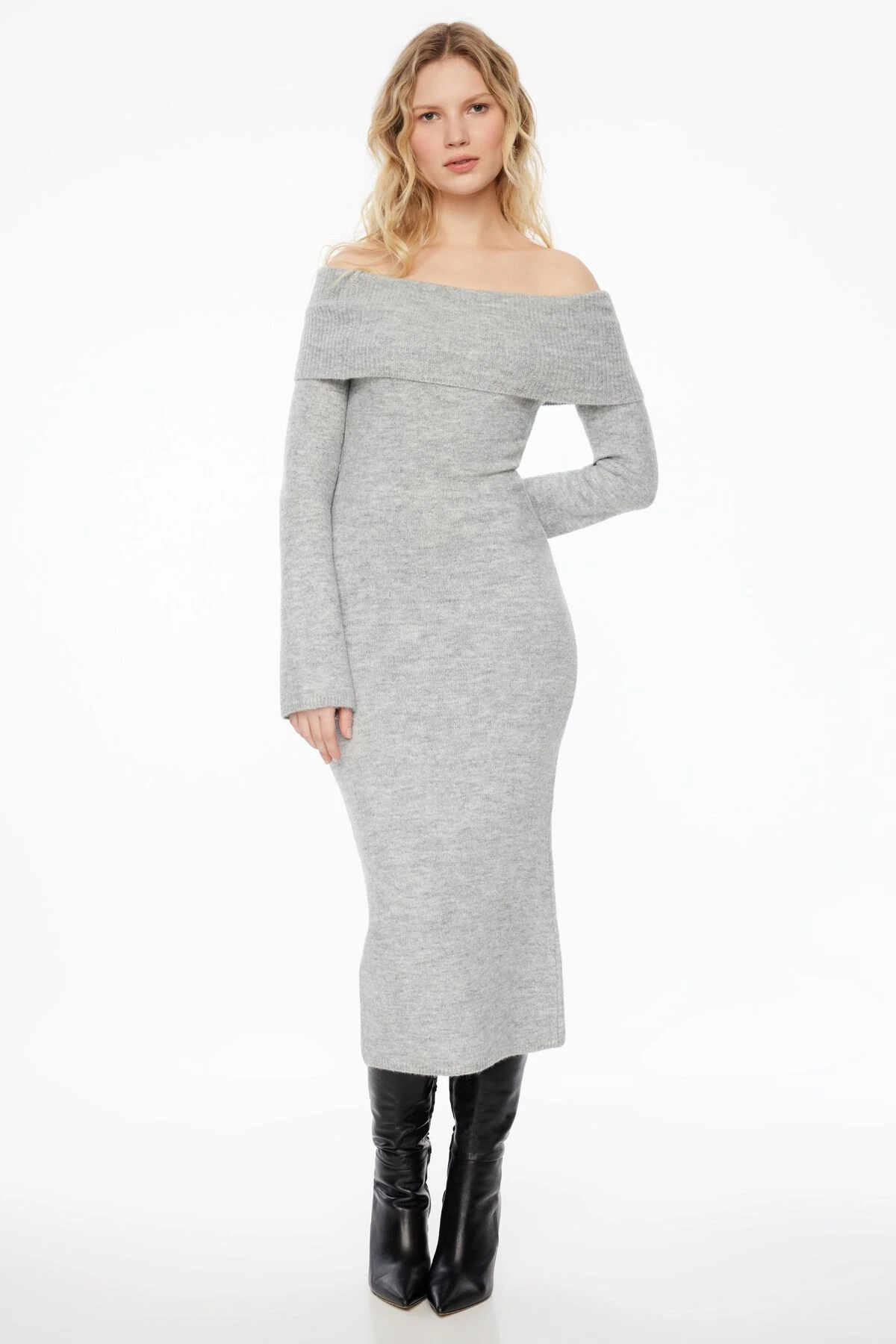 Dynamite Heavenlyarn™ Spongy Off Shoulder Maxi Dress In Light Grey Melange