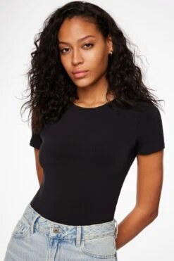 Dynamite Drea Sculpt Short Sleeve Crew Neck Bodysuit In Jet Black