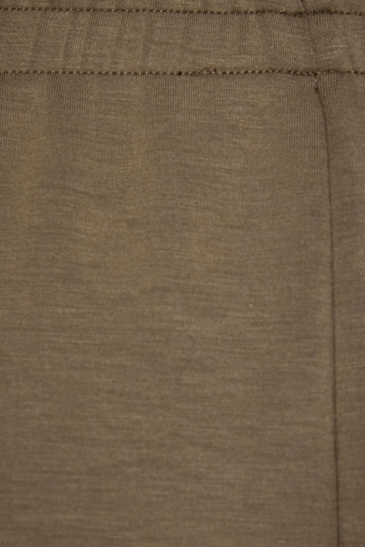 Dynamite Scuba 2.0 Jogger In Acorn Oak Green - Image 4