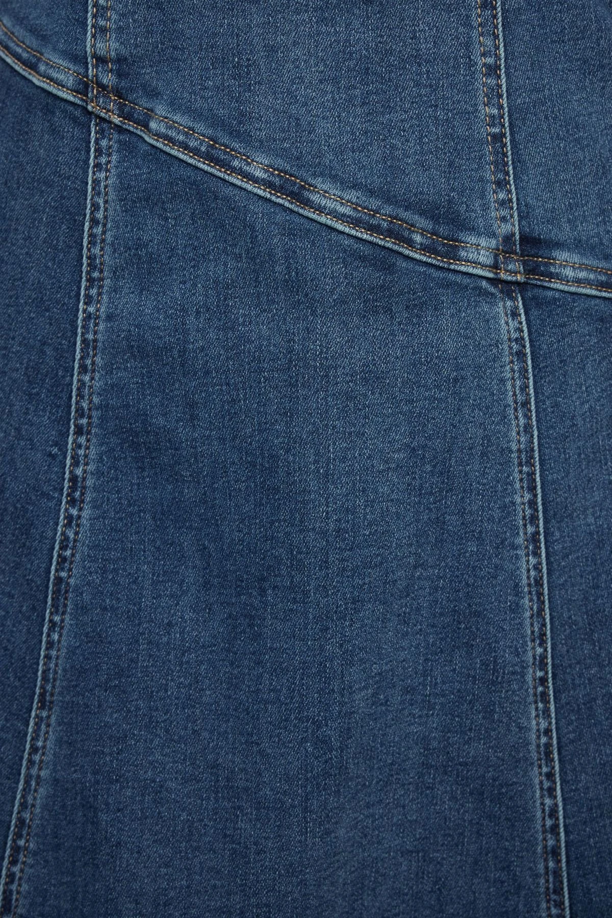 Dynamite Flared Tube Denim Midi Dress In Indigo Medium Dark - Image 5