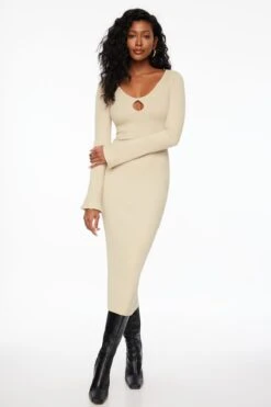 Dynamite Keyhole Cutout Midi Dress In Rainy Day Beige