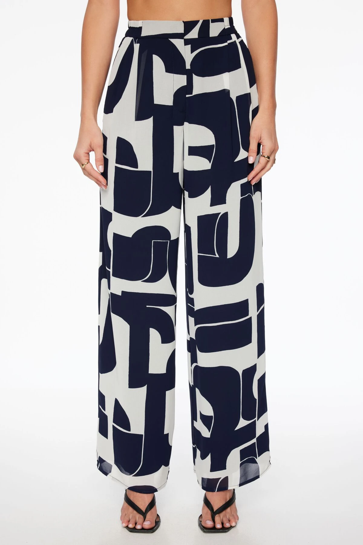 Dynamite Anika Wide Leg Pants In Navy & Cream Abstract - Image 2